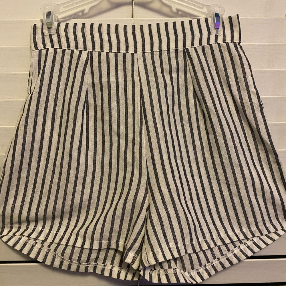 Black and White Striped High Wasted Shorts